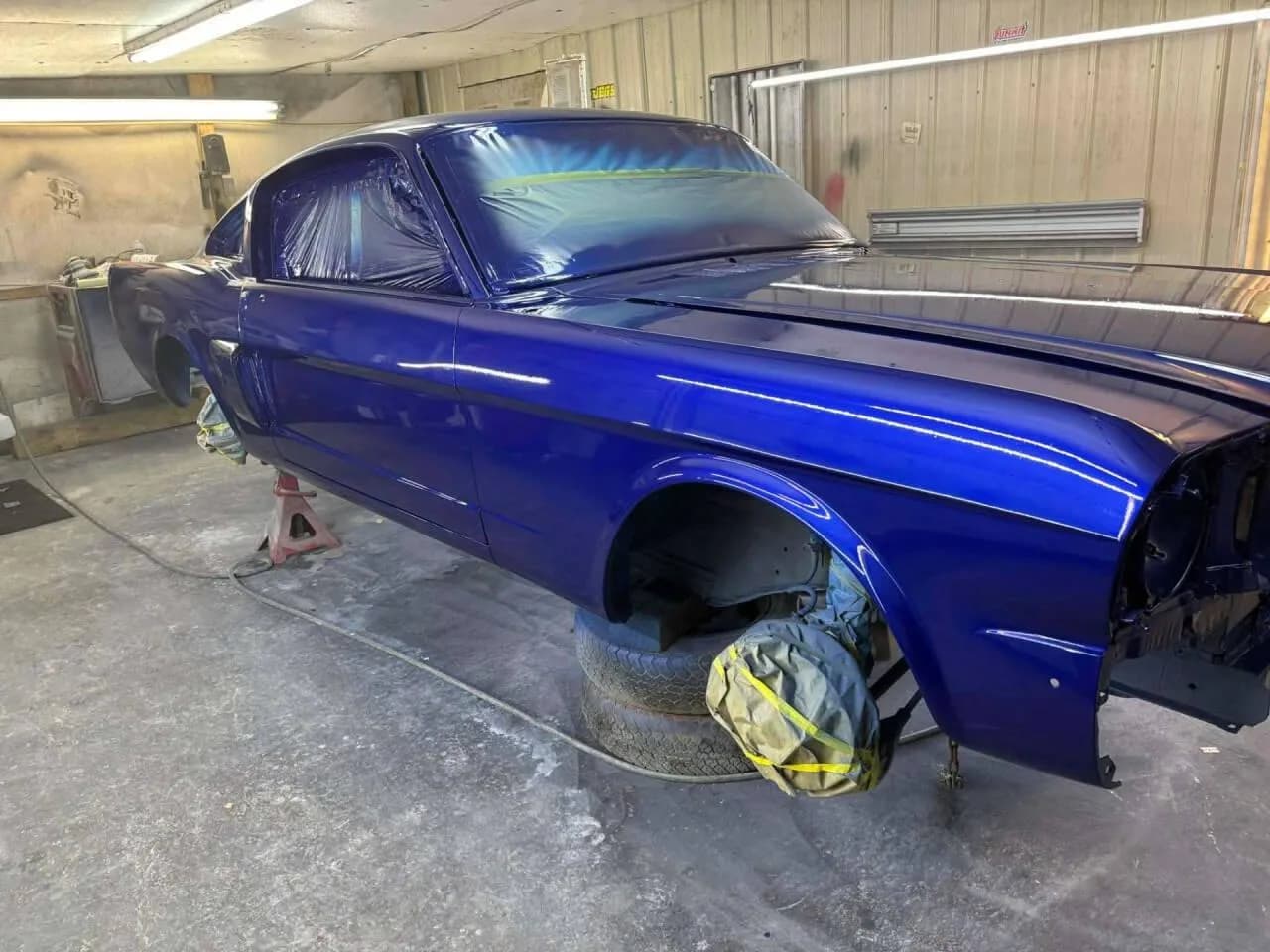 1965 Ford Mustang - Thumbnail 4