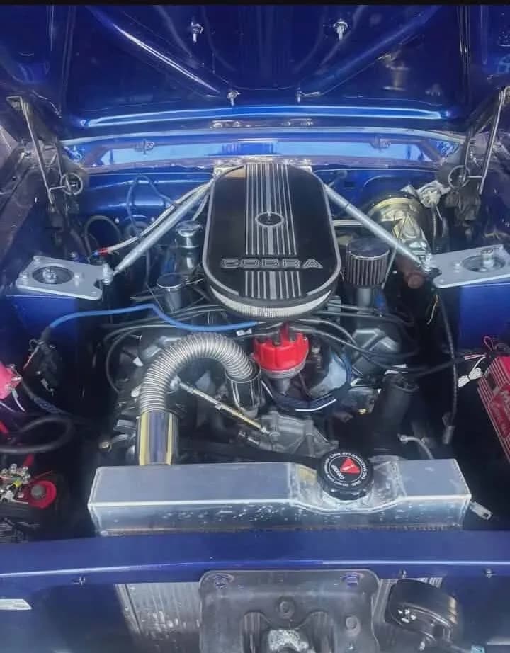 1965 Ford Mustang - Thumbnail 2