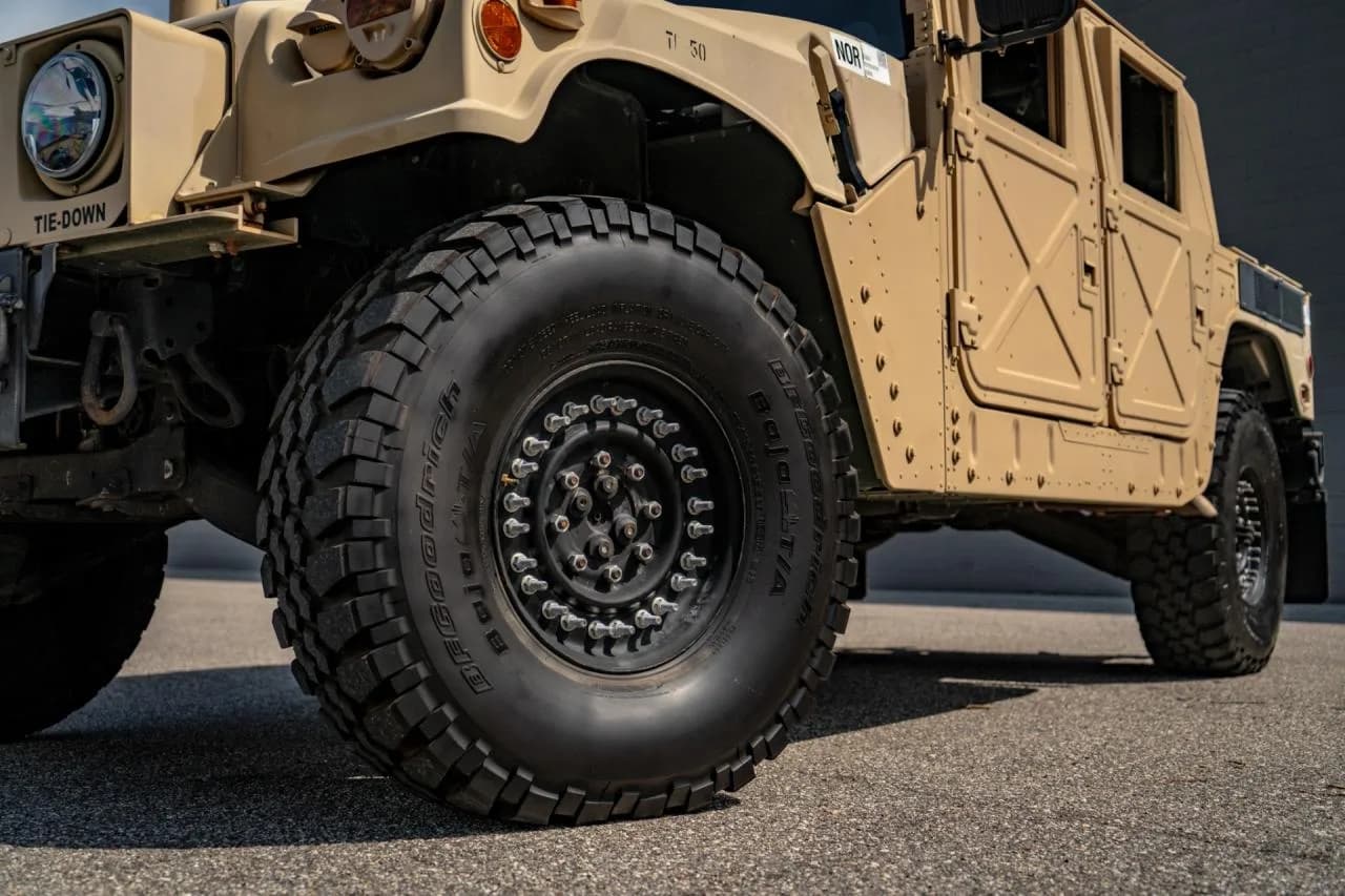 2009 AM General Hummer Humvee M1165A1 - Thumbnail 4