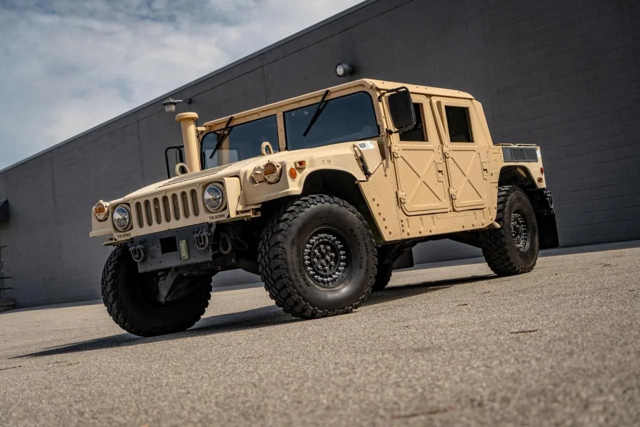 2009 AM General Hummer Humvee M1165A1 - Thumbnail 3