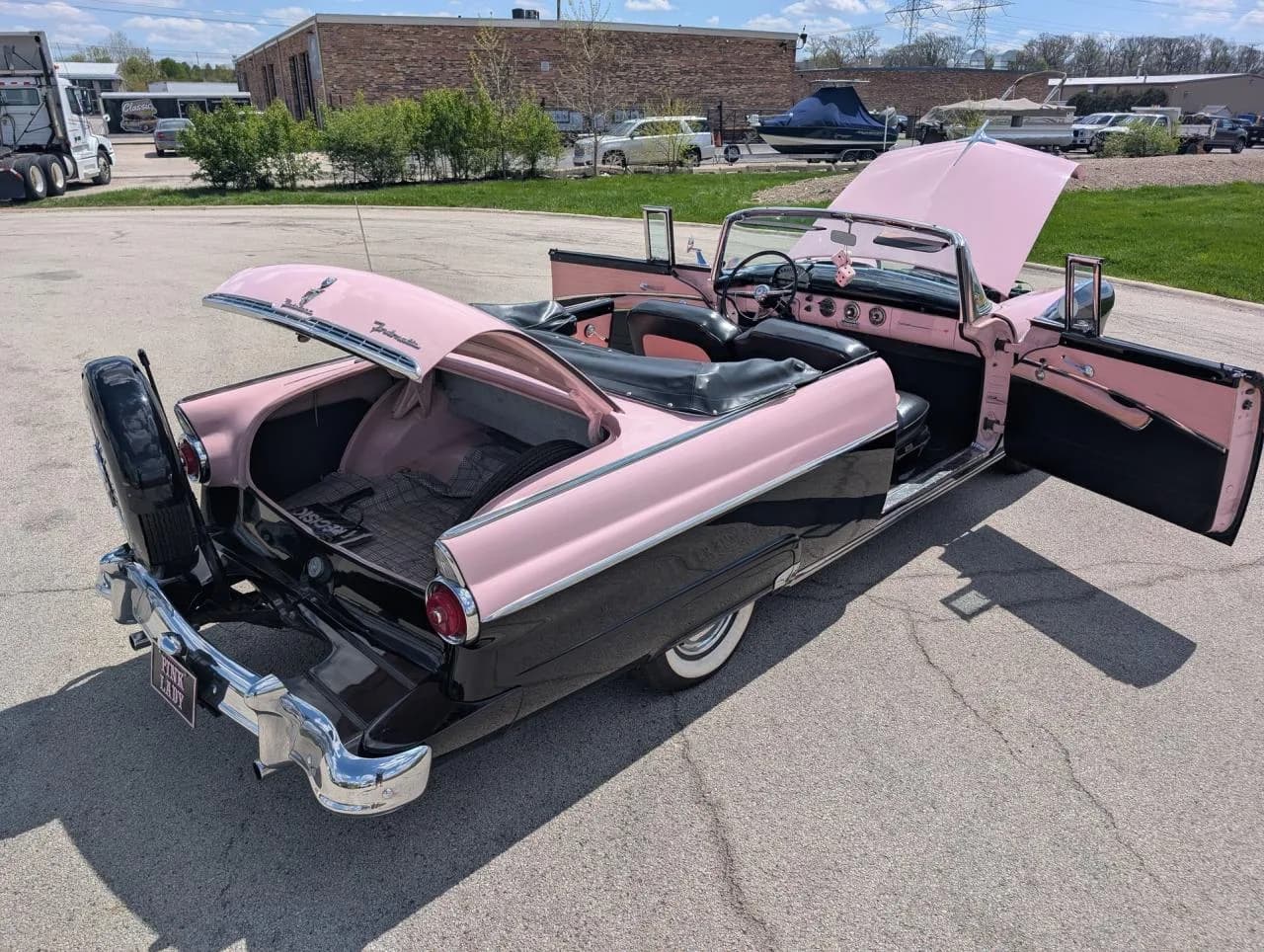 1955 Ford Sunliner Convertible - Thumbnail 5