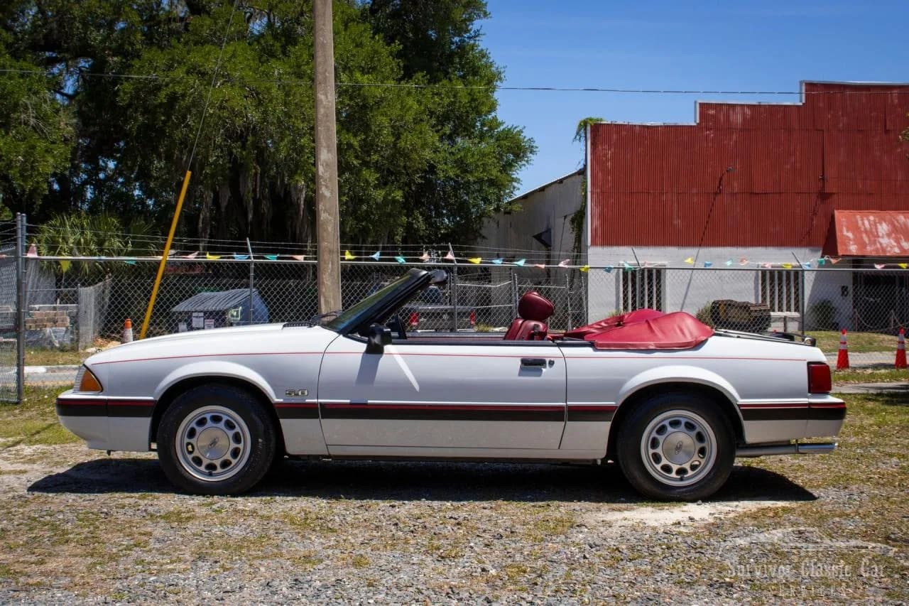 1989 Ford Mustang LX Convertible 5.0 - Thumbnail 5