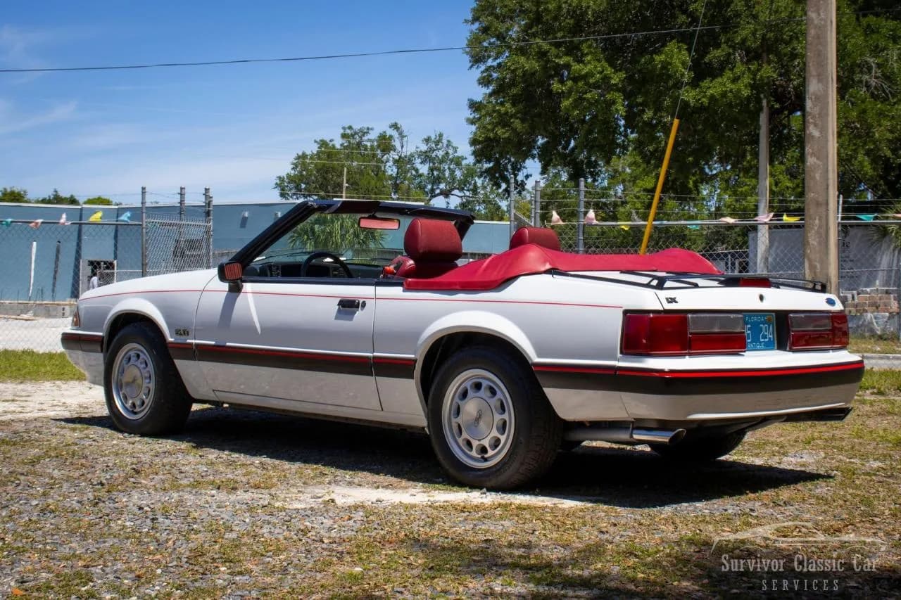 1989 Ford Mustang LX Convertible 5.0 - Thumbnail 6