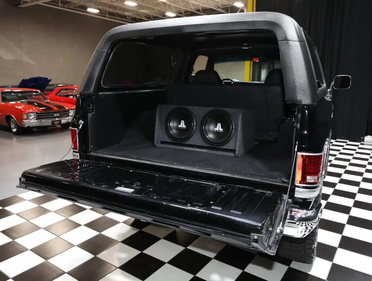 1987 Chevrolet Blazer - Thumbnail 5