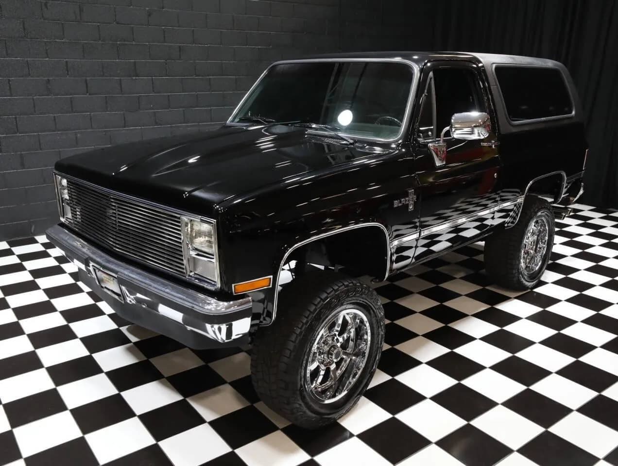1987 Chevrolet Blazer - Thumbnail 6