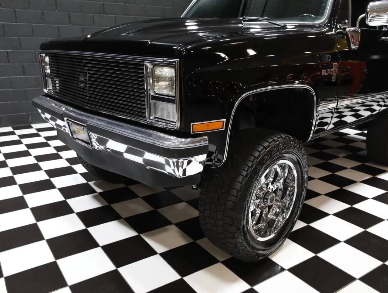 1987 Chevrolet Blazer - Thumbnail 7
