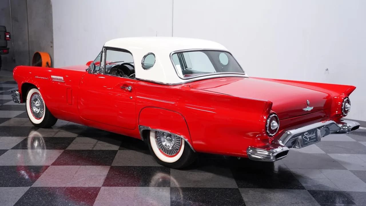 1957 Ford Thunderbird E-Bird - Thumbnail 8