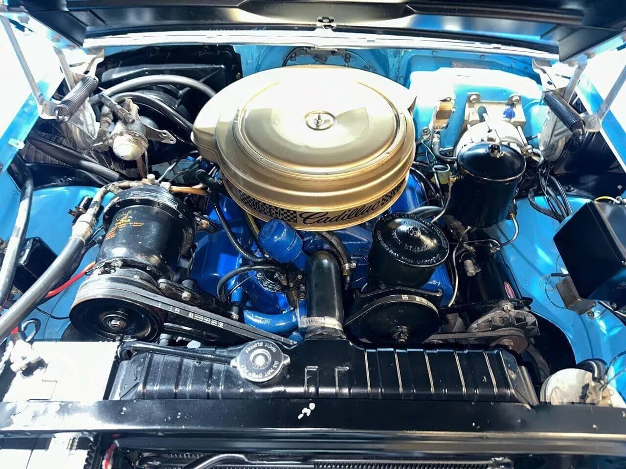 1957 Cadillac DeVille - Thumbnail 4