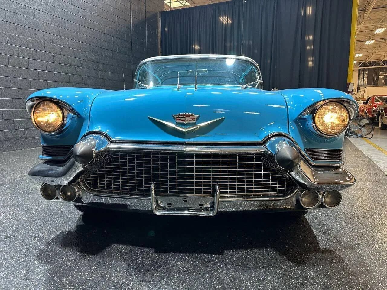 1957 Cadillac DeVille - Thumbnail 7