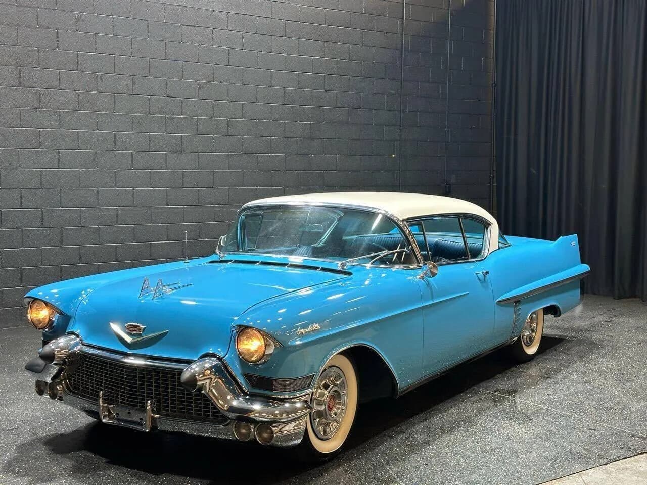 1957 Cadillac DeVille - Thumbnail 2