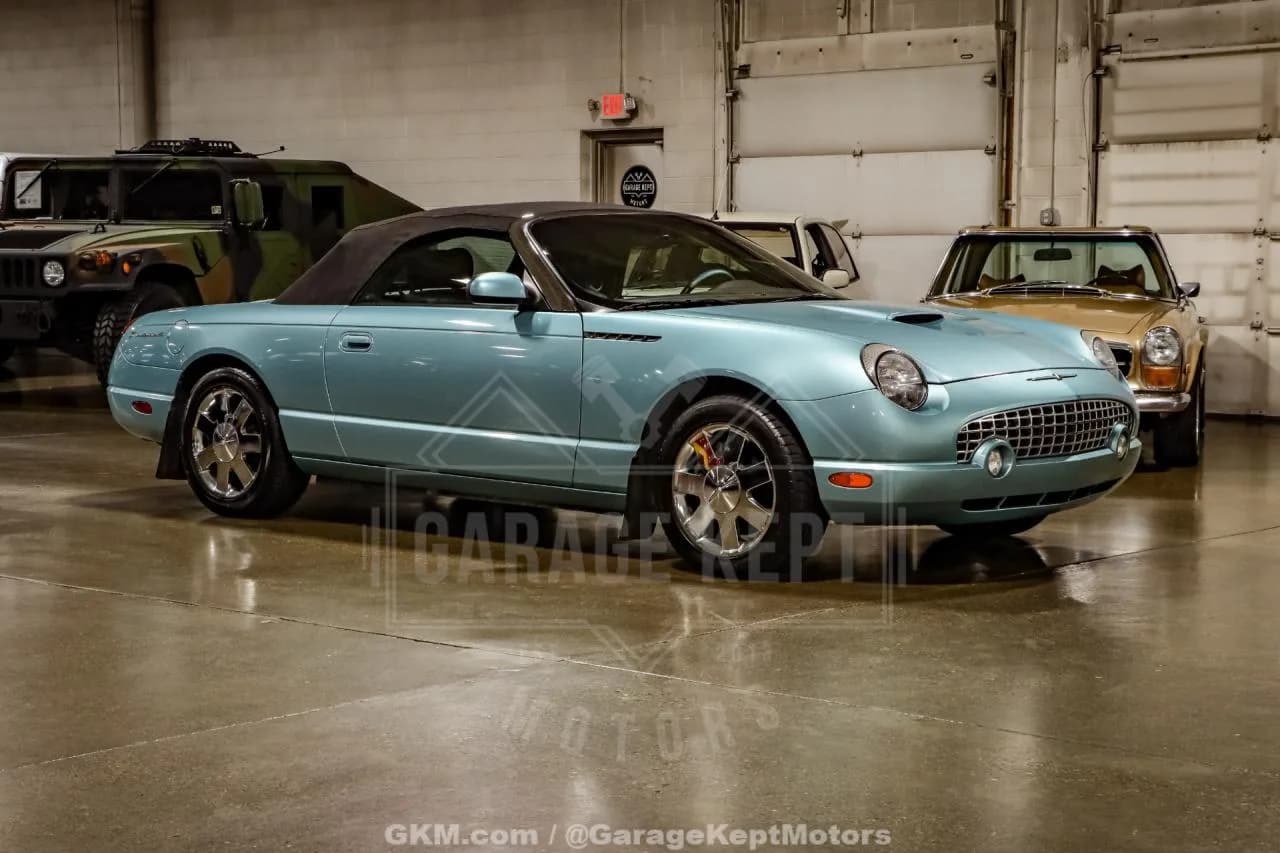 2002 Ford Thunderbird - Thumbnail 4