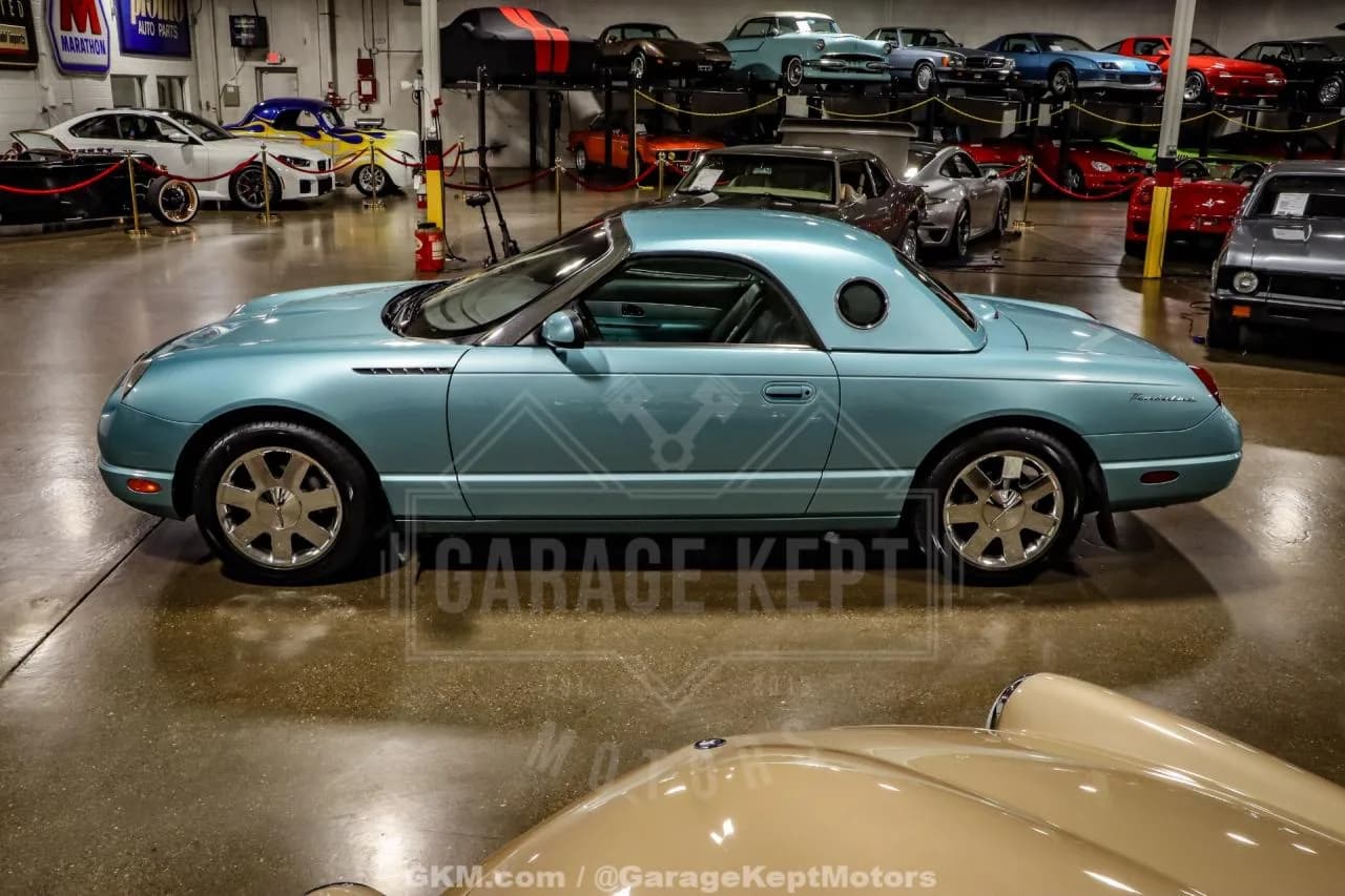2002 Ford Thunderbird - Thumbnail 7