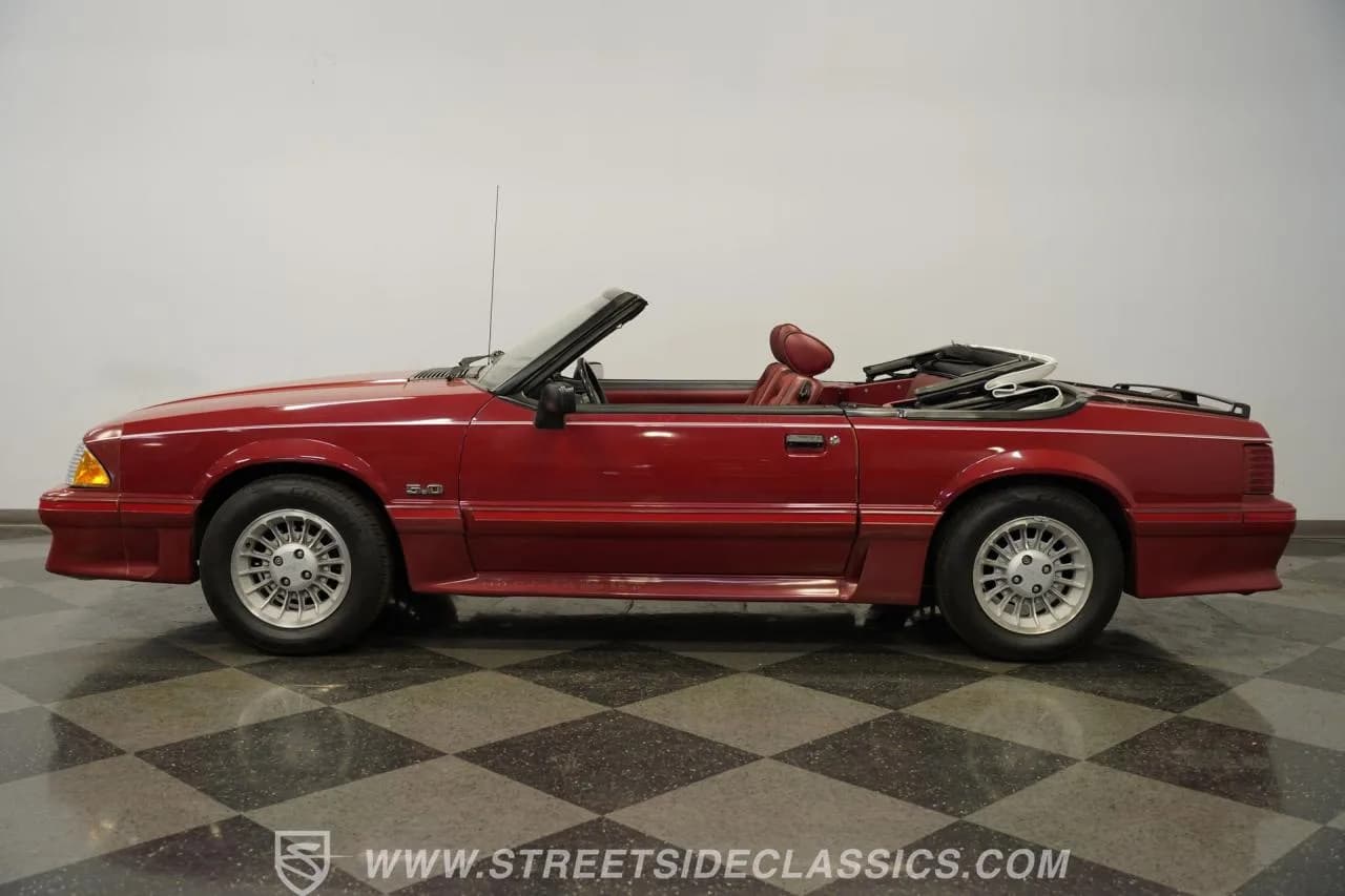 1988 Ford Mustang GT Convertible - Thumbnail 2