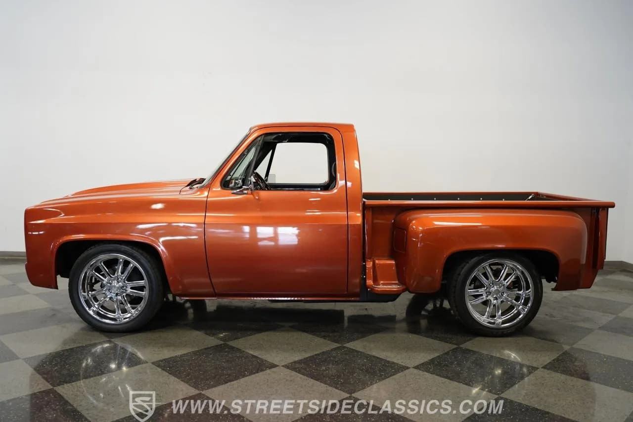 1987 Chevrolet c10 Stepside - Thumbnail 8