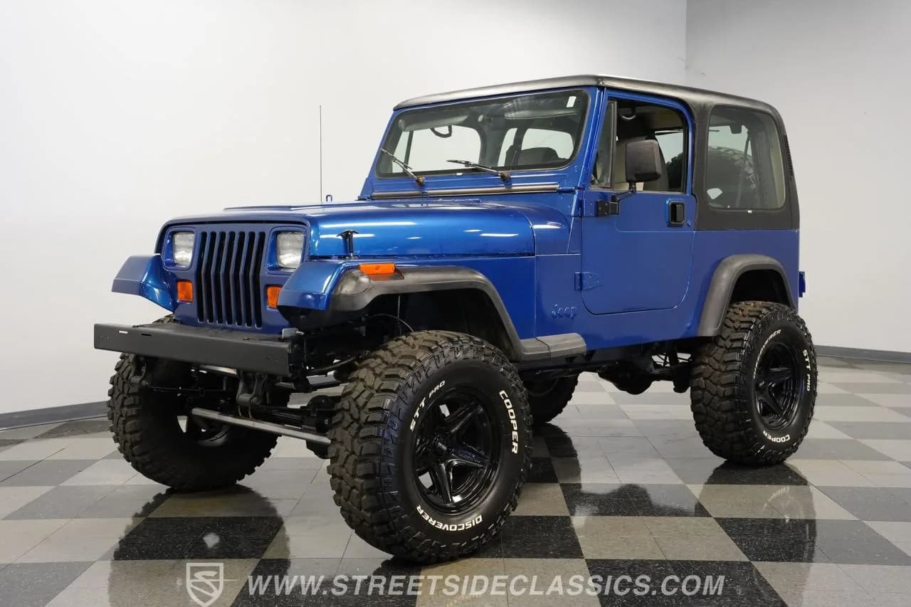 1995 Jeep Wrangler Custom Restomod - Thumbnail 6