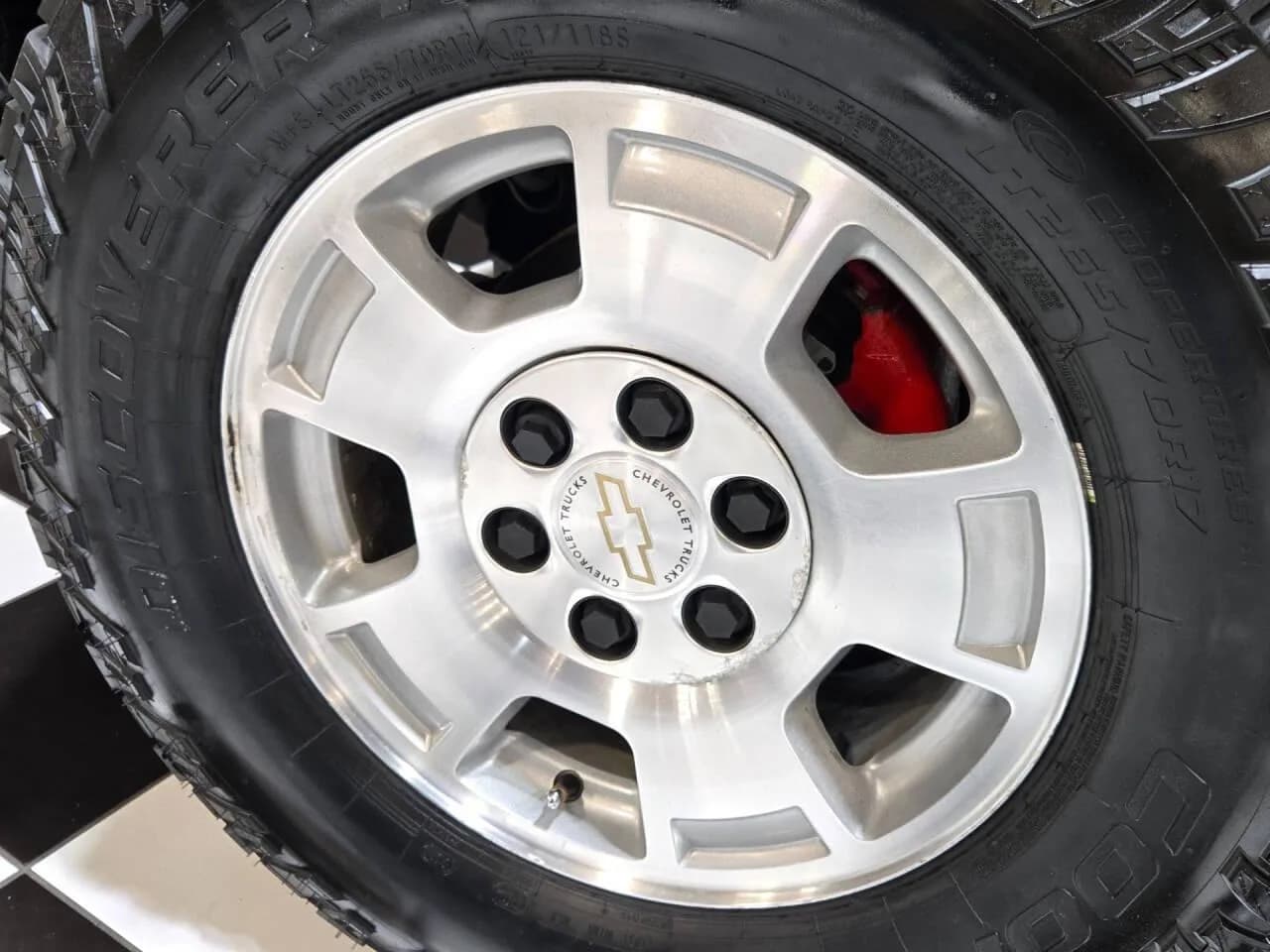 1995 Chevrolet Tahoe - Thumbnail 5