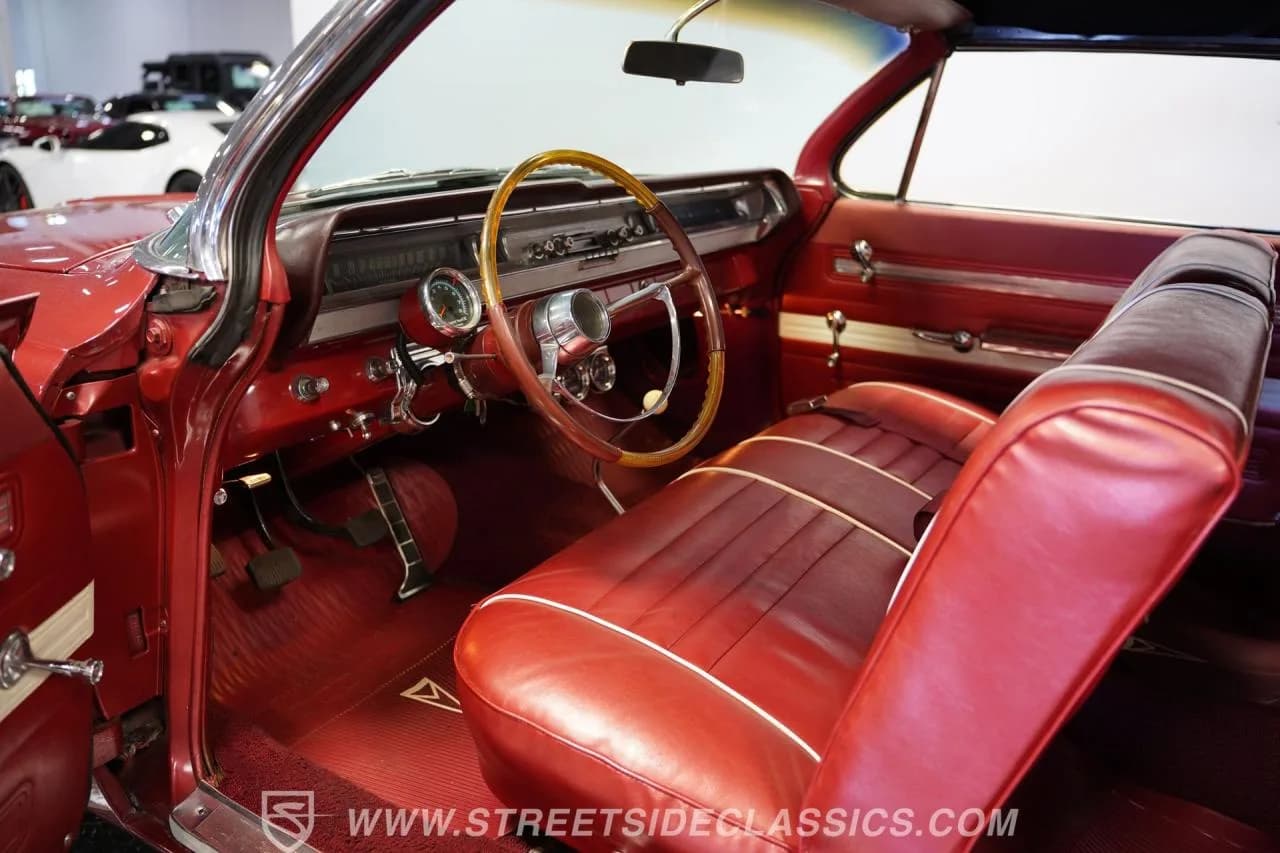 1962 Pontiac Catalina Convertible - Thumbnail 4