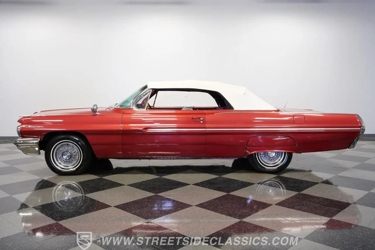 1962 Pontiac Catalina Convertible - Thumbnail 8