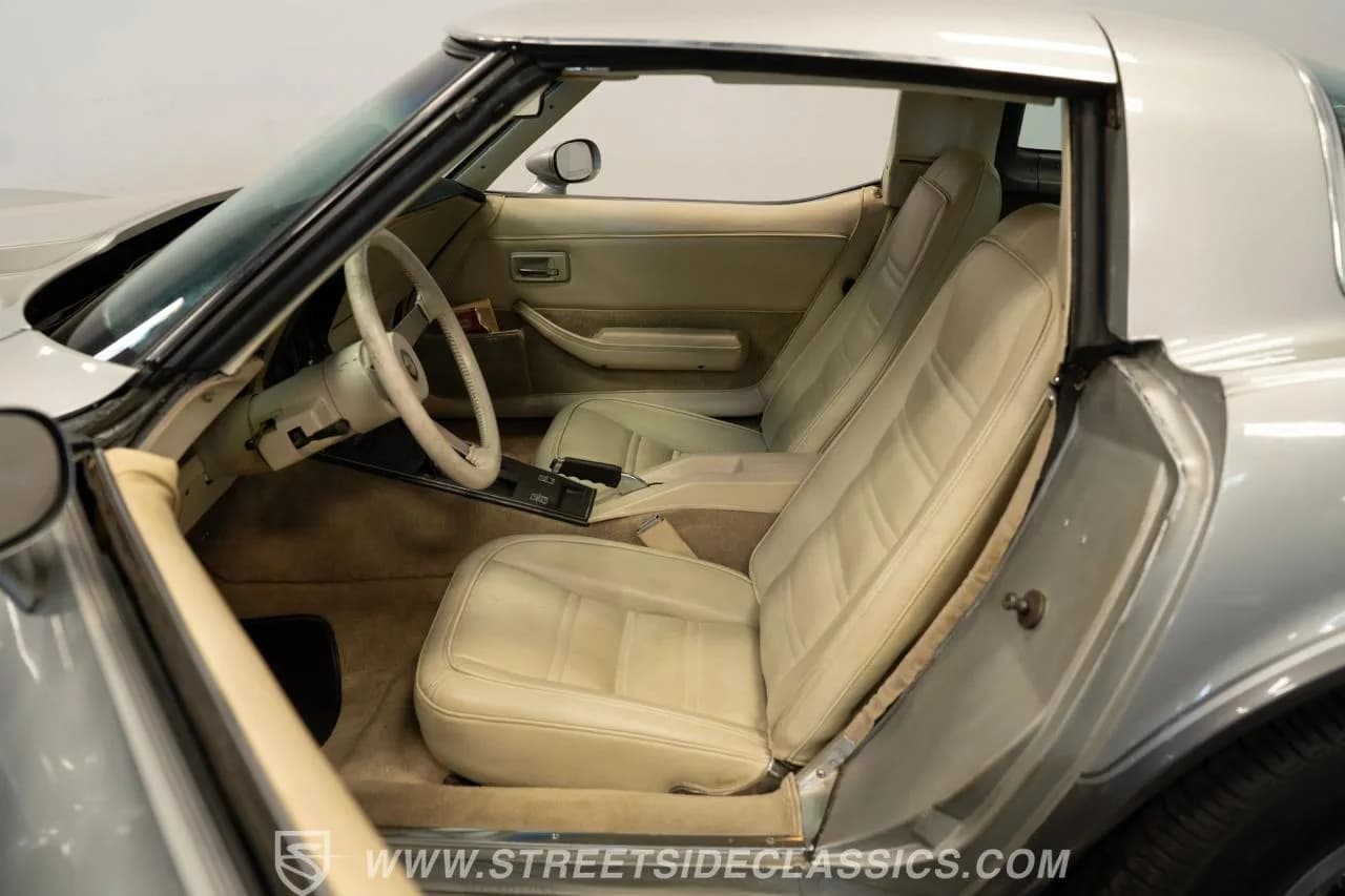 1978 Chevrolet Corvette 25th Anniversary - Thumbnail 3