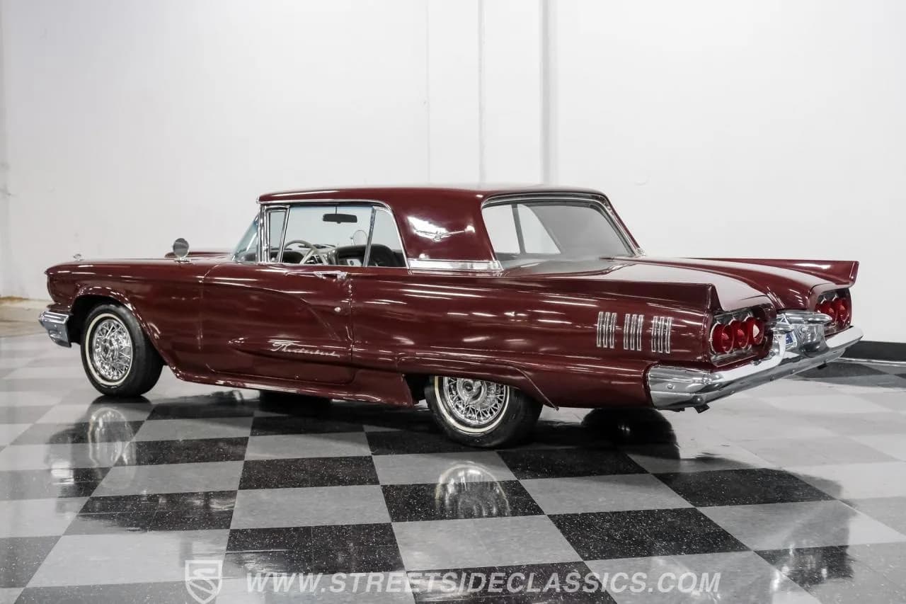 1960 Ford Thunderbird - Thumbnail 7