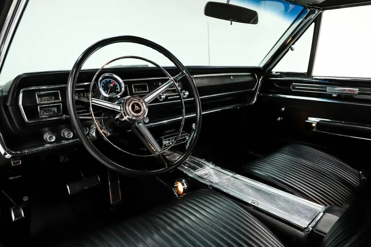 1967 Dodge Coronet R/T - Thumbnail 2