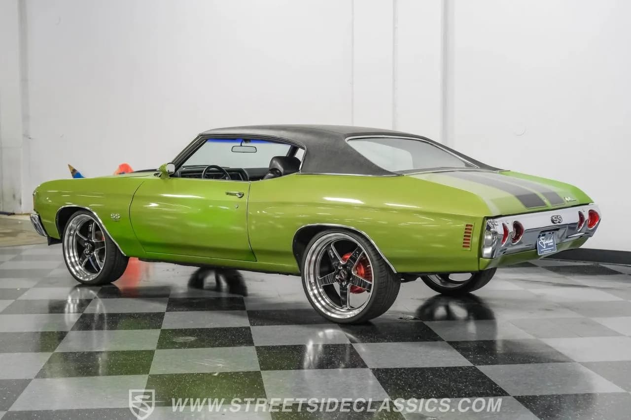 1972 Chevrolet Chevelle SS Tribute Restomod - Thumbnail 7
