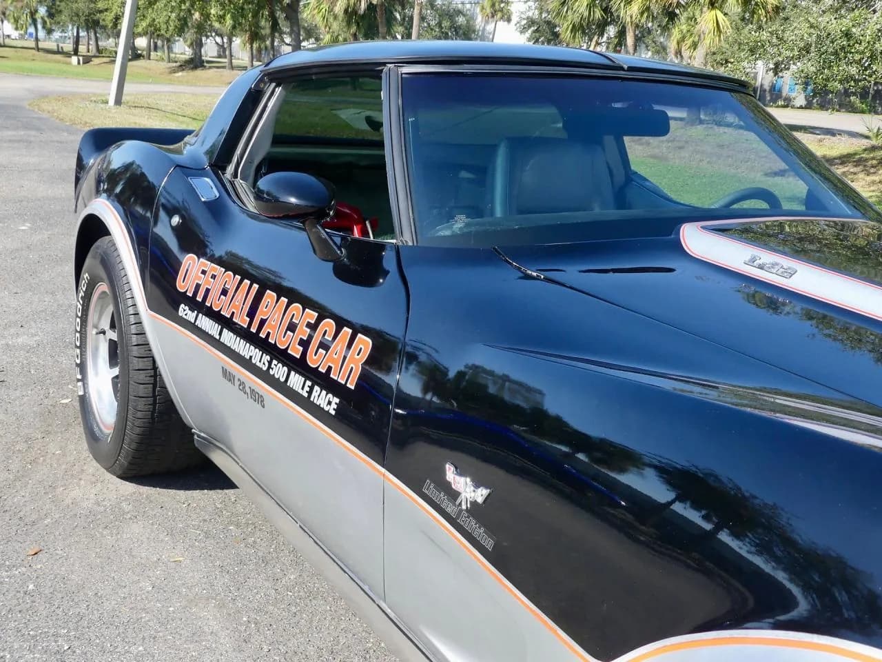 1978 Chevrolet Corvette Indianapolis 500 Pace Car - Thumbnail 4