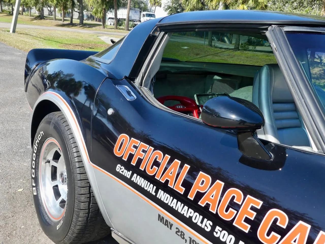 1978 Chevrolet Corvette Indianapolis 500 Pace Car - Thumbnail 2