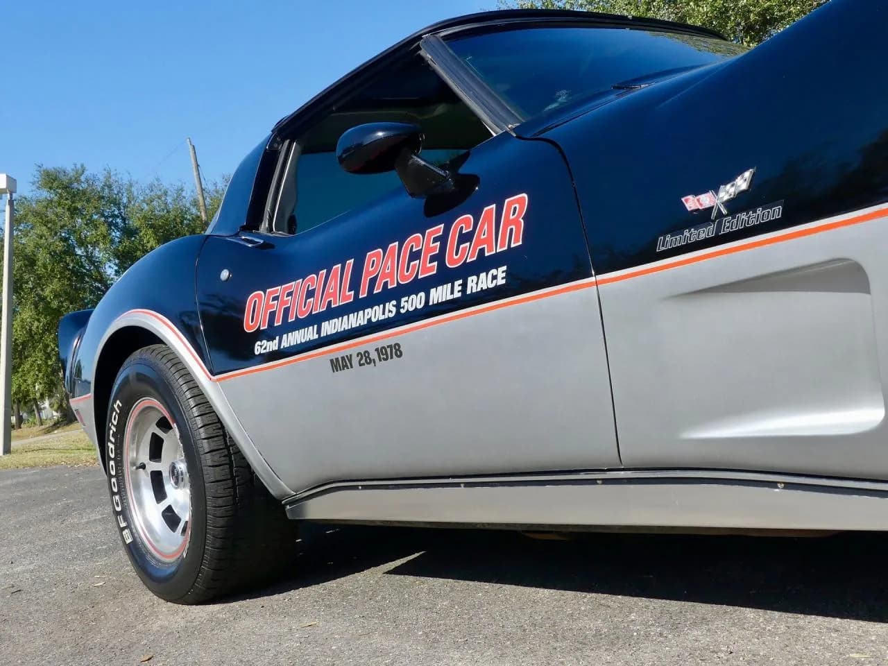 1978 Chevrolet Corvette Indianapolis 500 Pace Car - Thumbnail 3