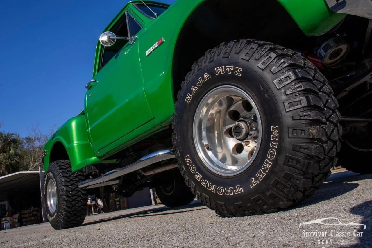 1971 Chevrolet K-10 Stepside 4x4 - Thumbnail 4