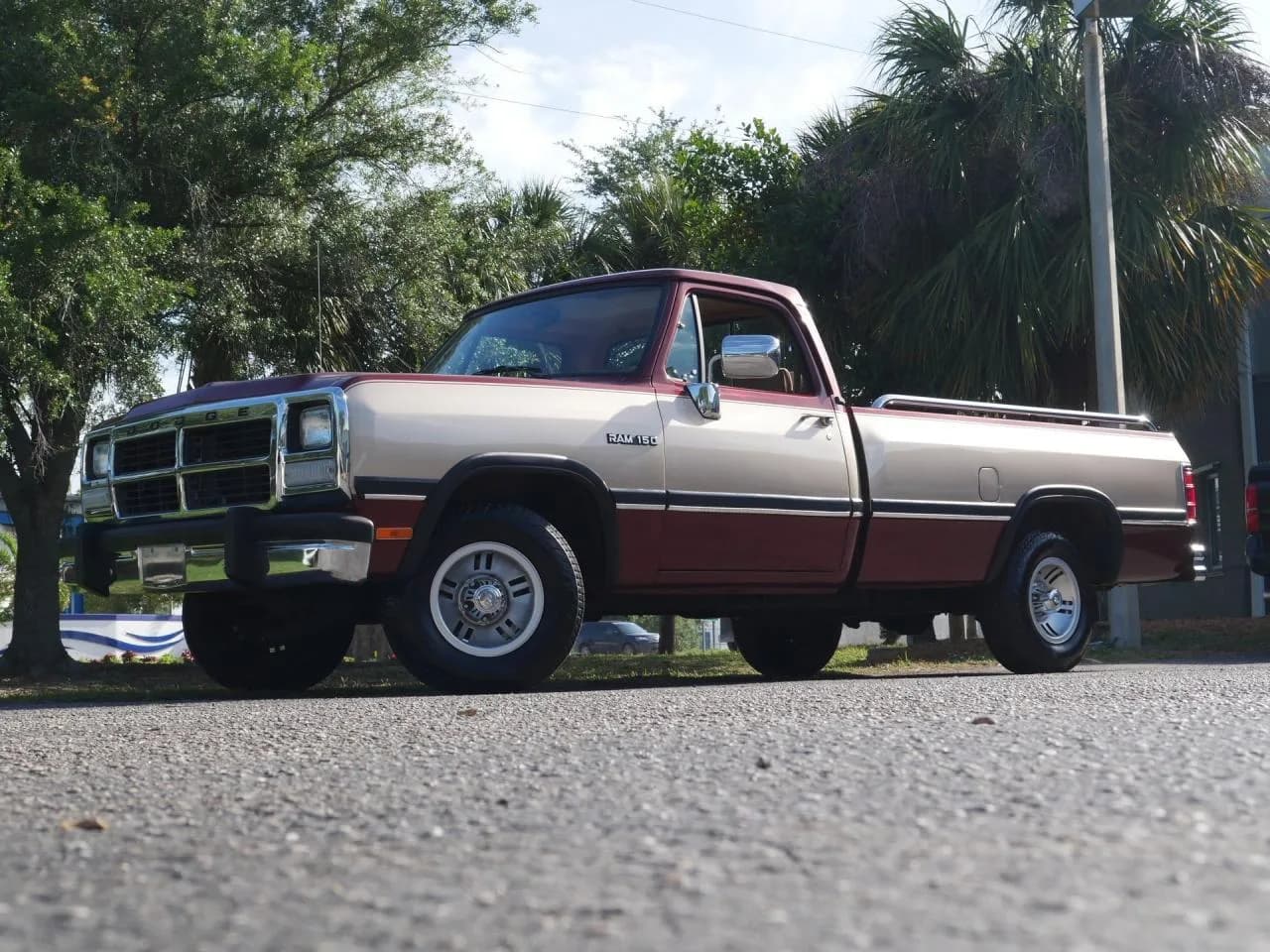 1992 Dodge Ram D-150 LE - Thumbnail 8