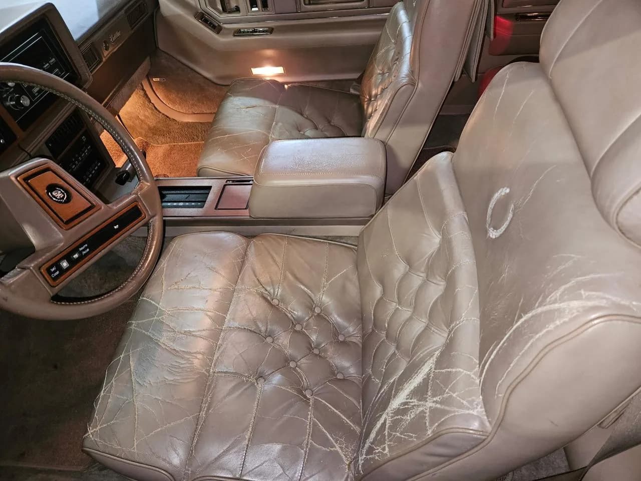 1988 Cadillac Eldorado Biarritz - Thumbnail 4