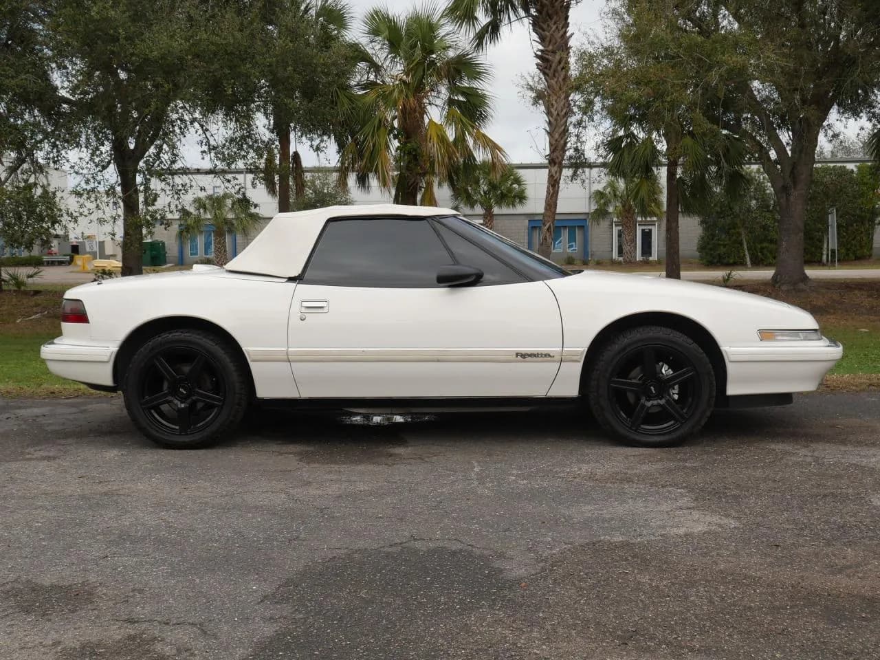 1990 Buick Reatta Convertible - Thumbnail 4
