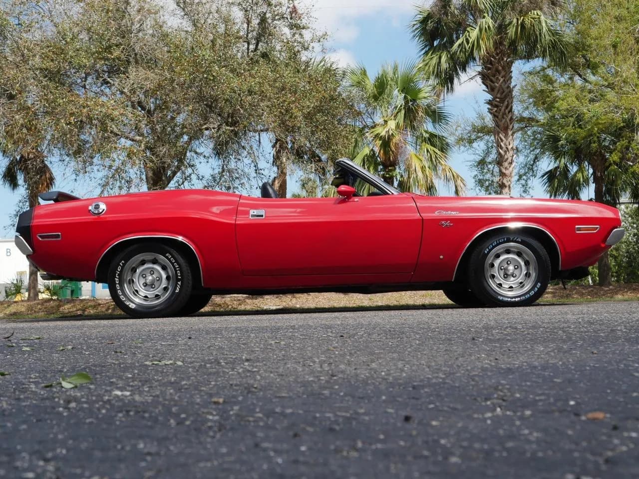 1970 Dodge Challenger R/T Convertible - Thumbnail 3