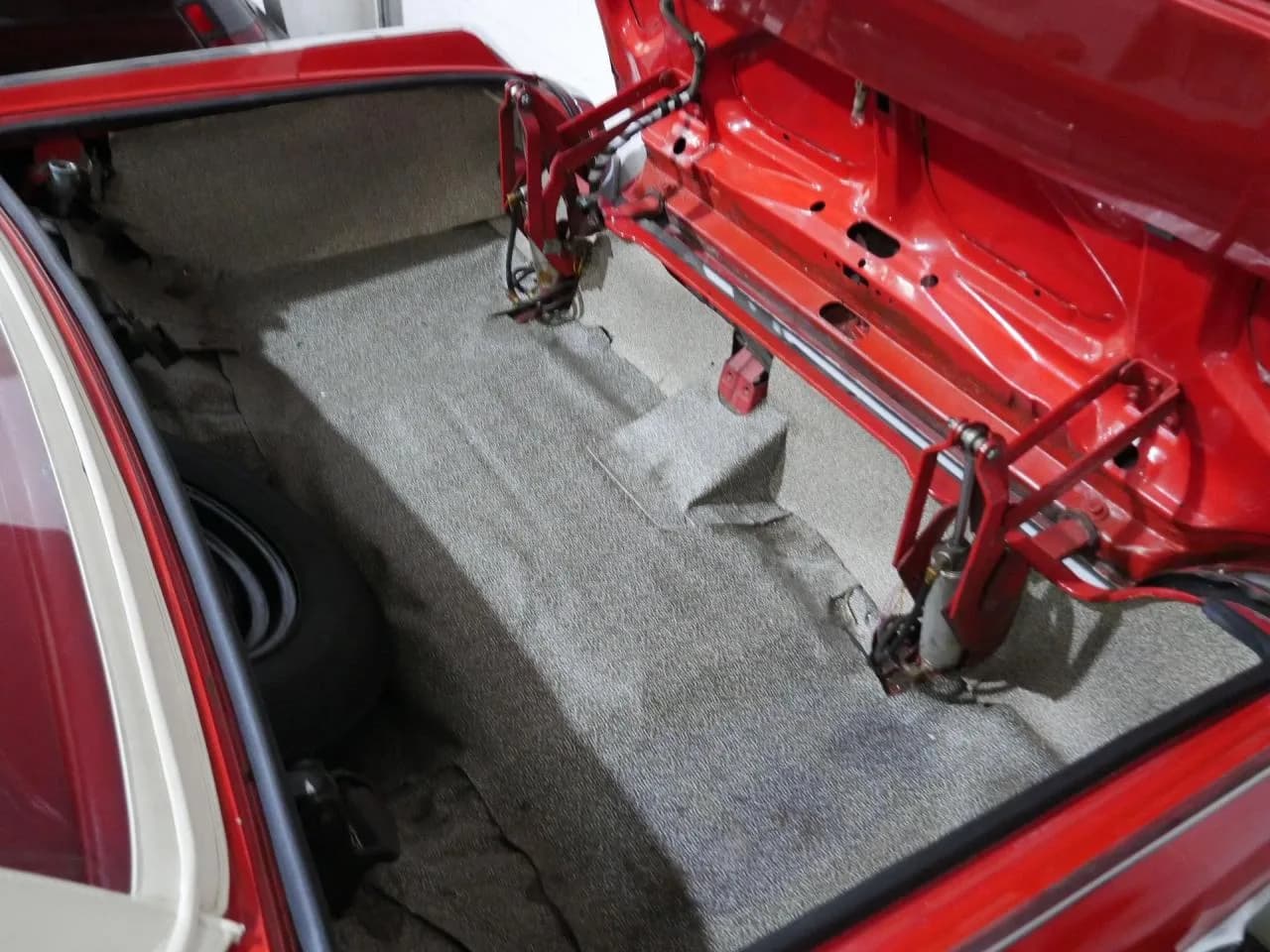 1962 Ford Thunderbird Convertible - Thumbnail 4
