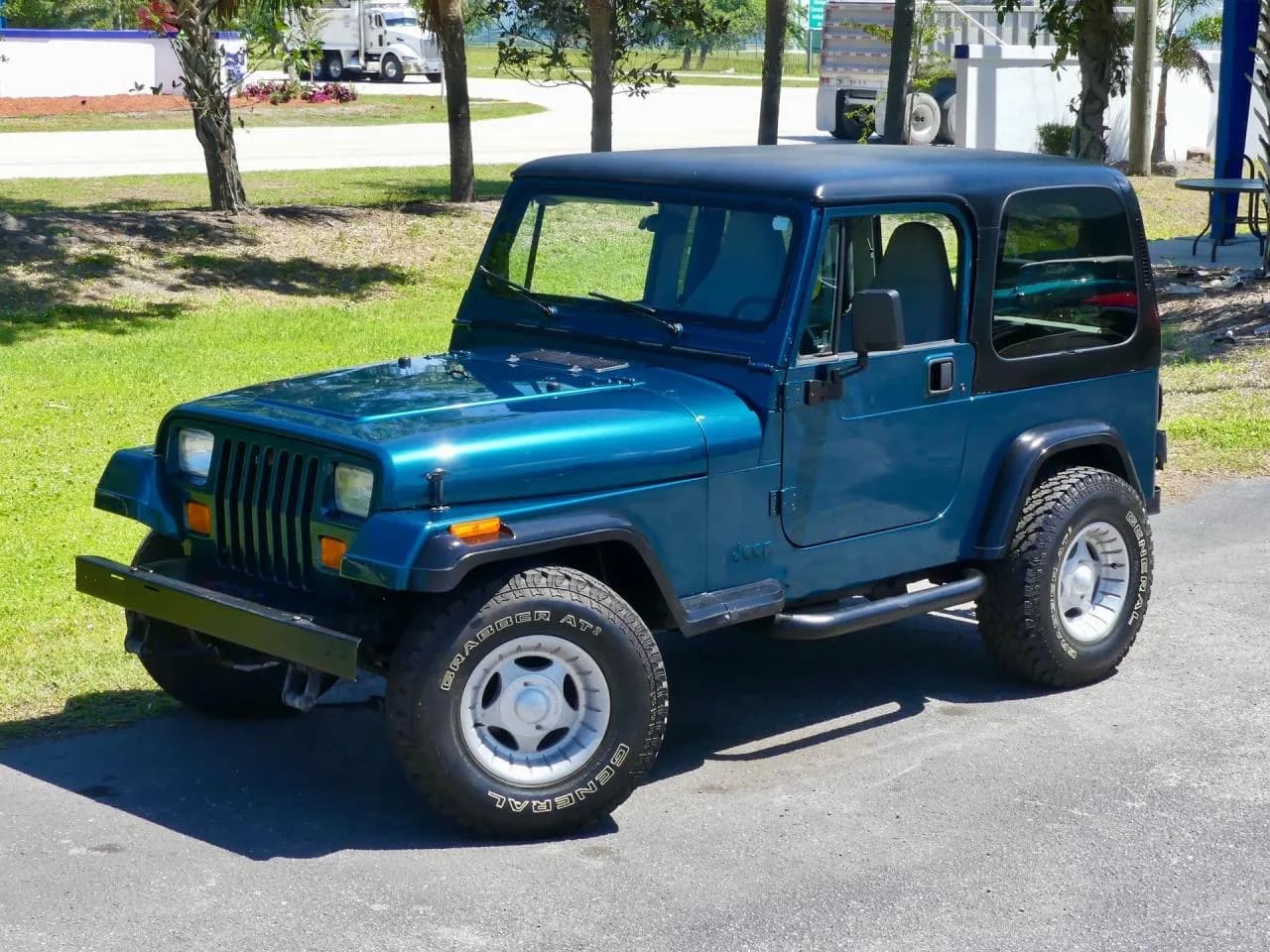 1995 Jeep Wrangler 4X4 - Thumbnail 8