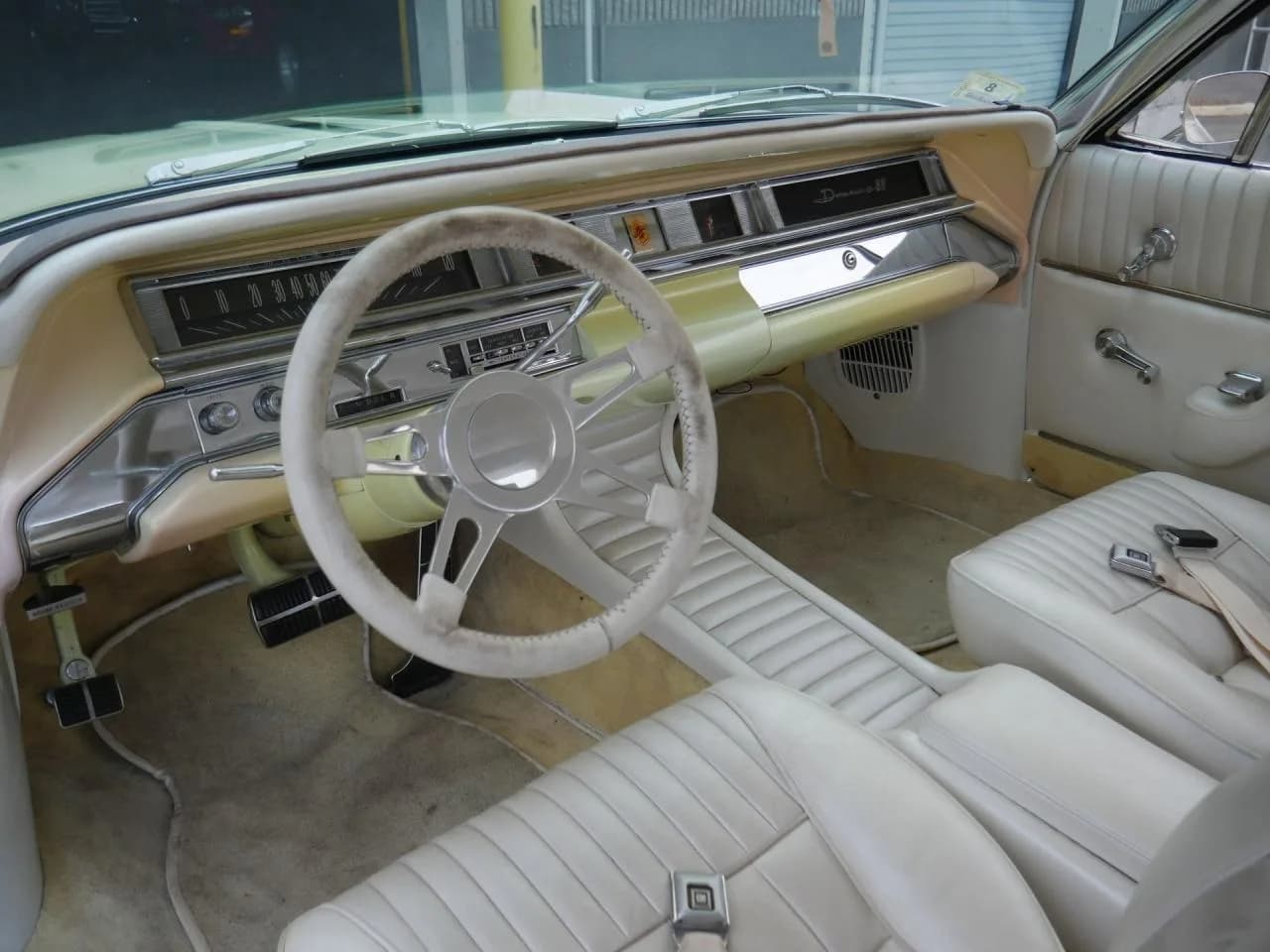 1964 Oldsmobile Dynamic Eighty Eight Restomod - Thumbnail 4