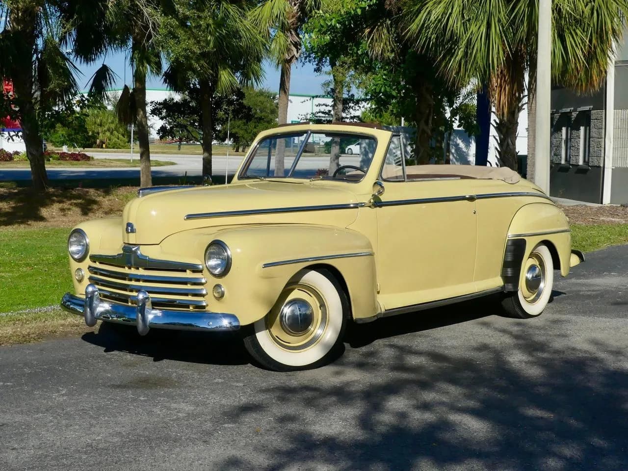 1948 Ford Super Deluxe Convertible - Thumbnail 7