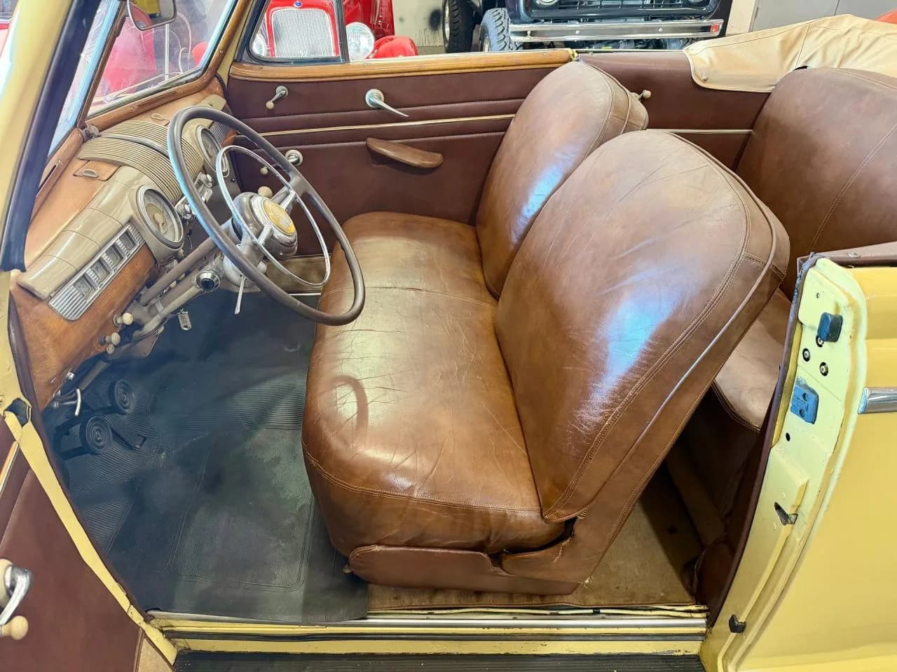 1948 Ford Super Deluxe Convertible - Thumbnail 3