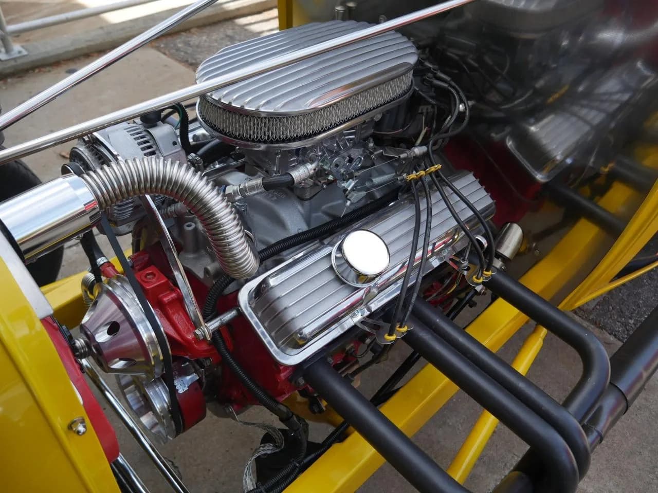 1930 Ford Model A Tudor - Thumbnail 7