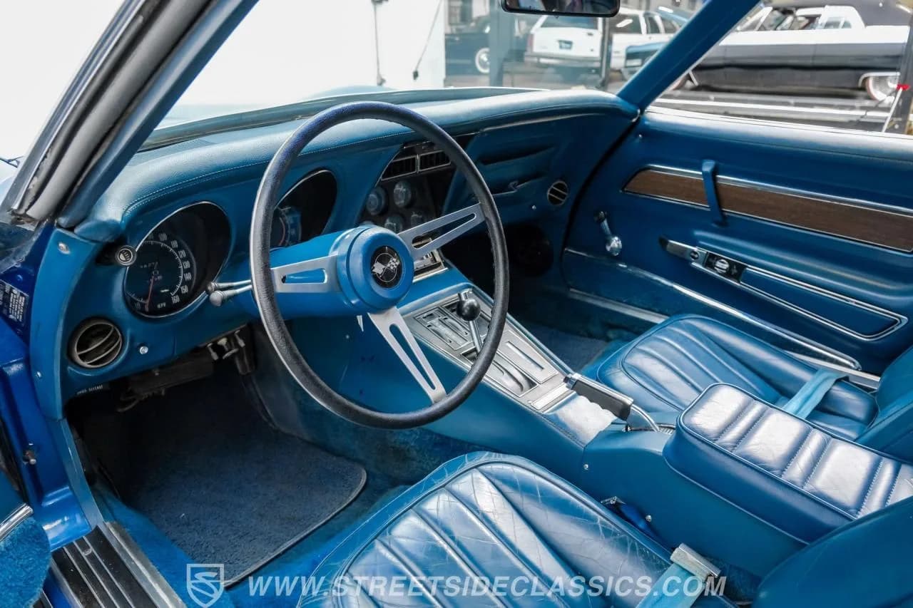 1972 Chevrolet Corvette - Thumbnail 4