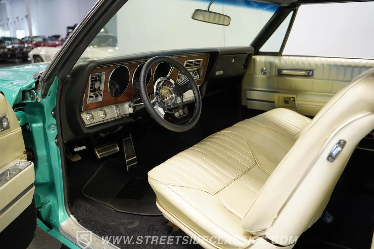 1968 Oldsmobile Ninety-Eight Convertible - Thumbnail 4