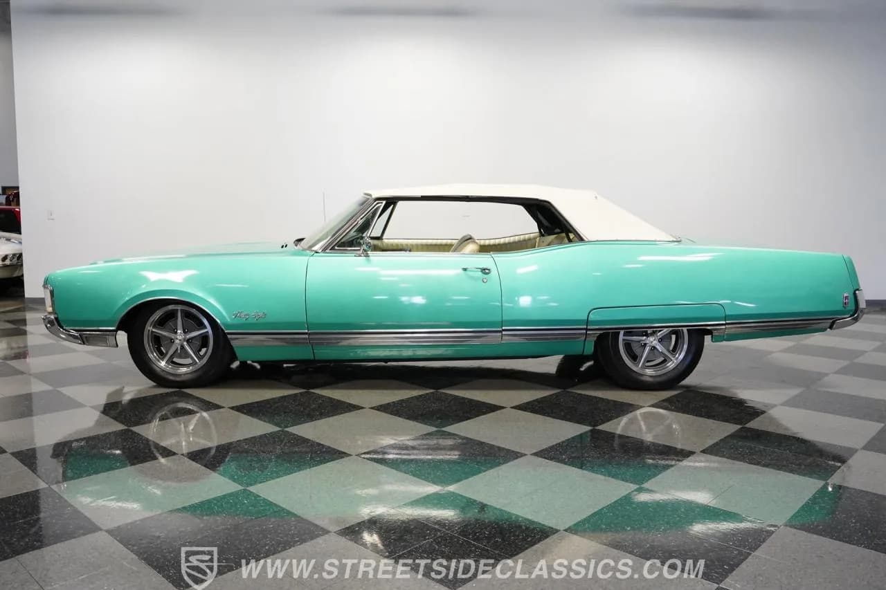 1968 Oldsmobile Ninety-Eight Convertible - Thumbnail 2