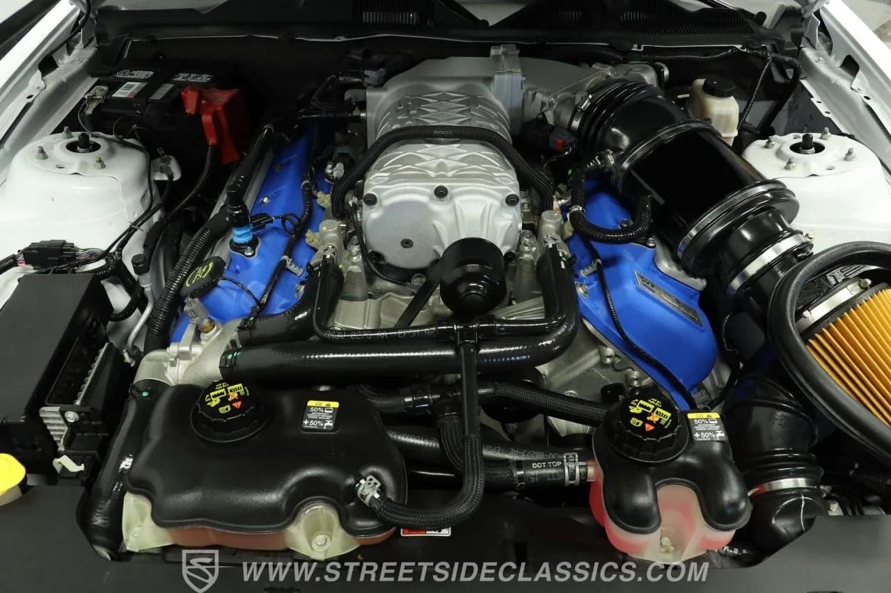 2014 Ford Mustang Shelby GT500 - Thumbnail 3