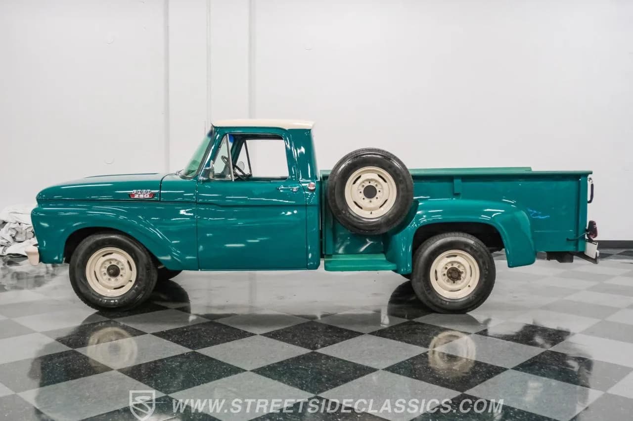 1963 Ford F-250 Stepside - Thumbnail 2
