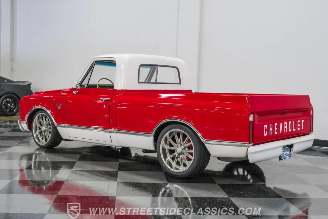 1967 Chevrolet C10 Restomod - Thumbnail 6