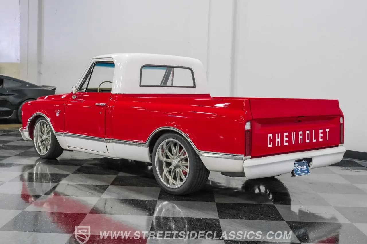 1967 Chevrolet C10 Restomod - Thumbnail 7
