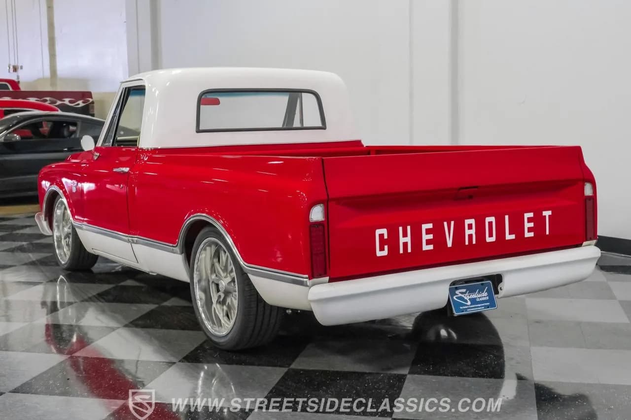 1967 Chevrolet C10 Restomod - Thumbnail 8