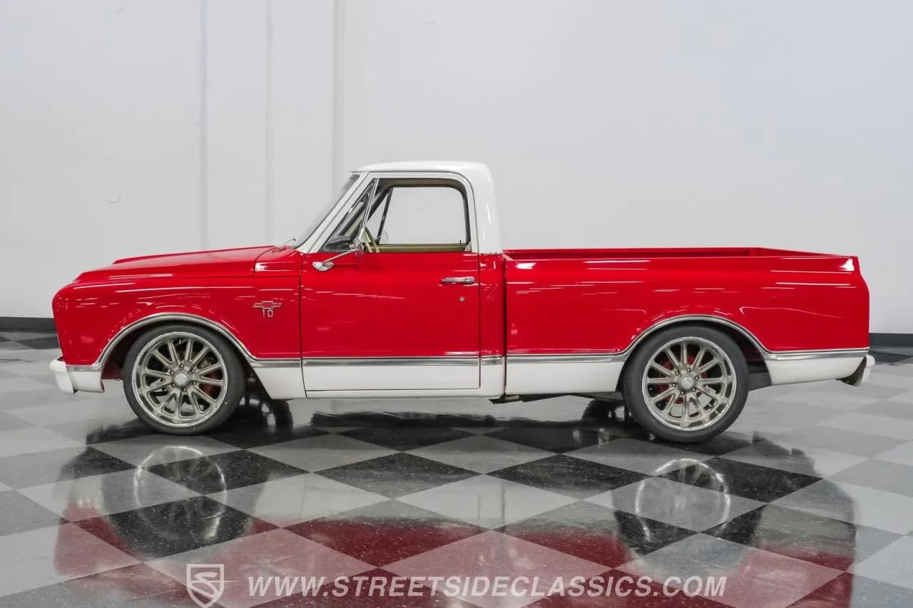 1967 Chevrolet C10 Restomod - Thumbnail 2