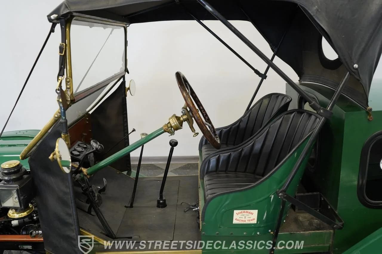 1914 Ford Model T Speedster - Thumbnail 3